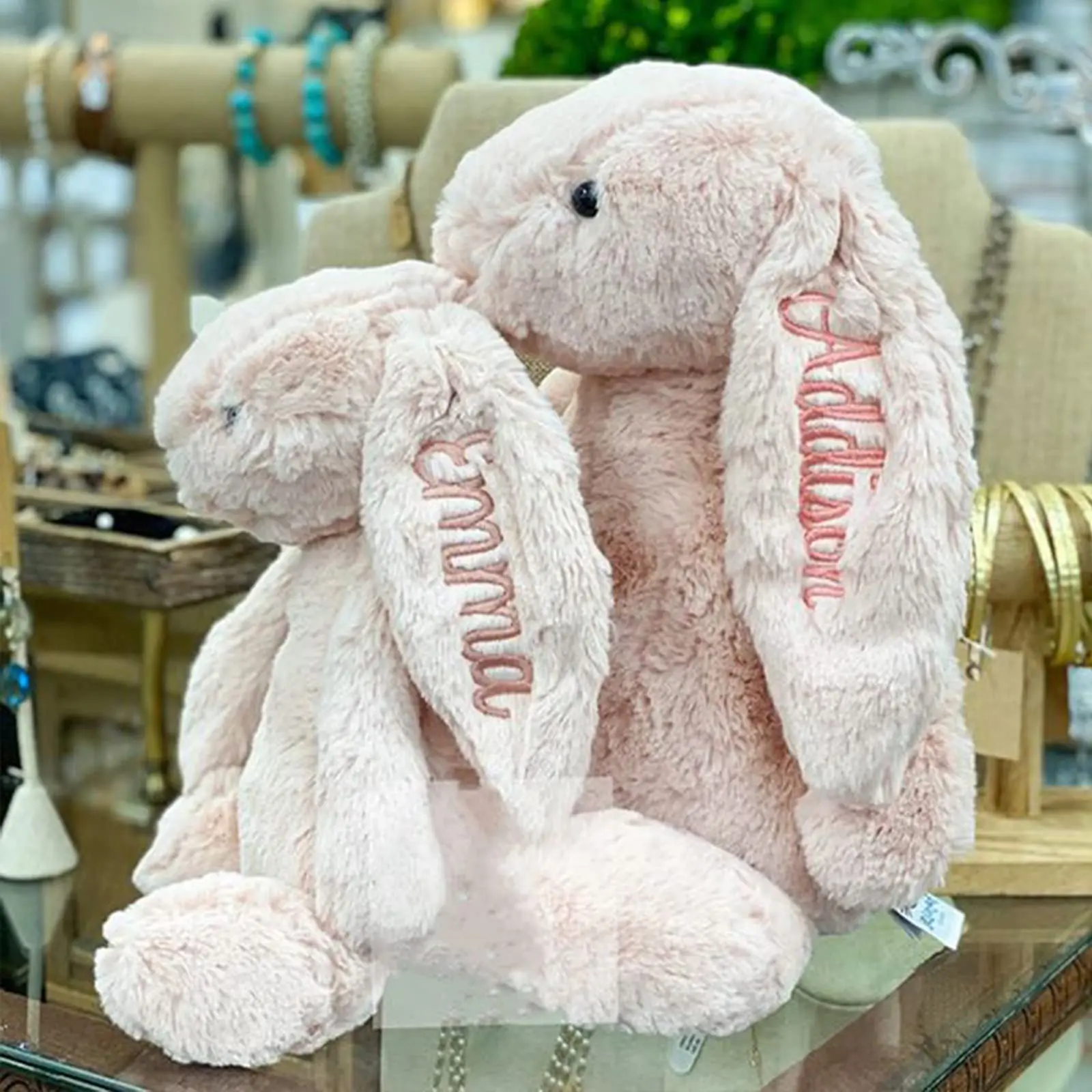Embroidered Plush Bunny toys P - Kids Toys Names 评论和价格